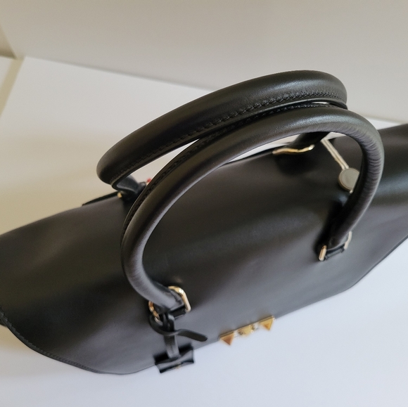 Big Sale! VALENTINO GARAVANI Demilune Studded Large Leather Tote Bag - Picture 16 of 17